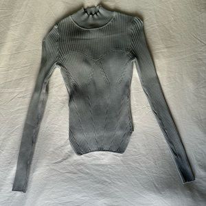 Cute long sleeve top🩵